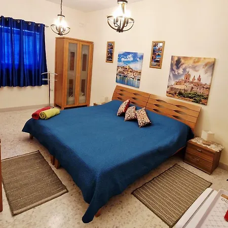 Saracini's Аттард