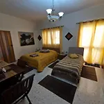 Homestay Saracini's